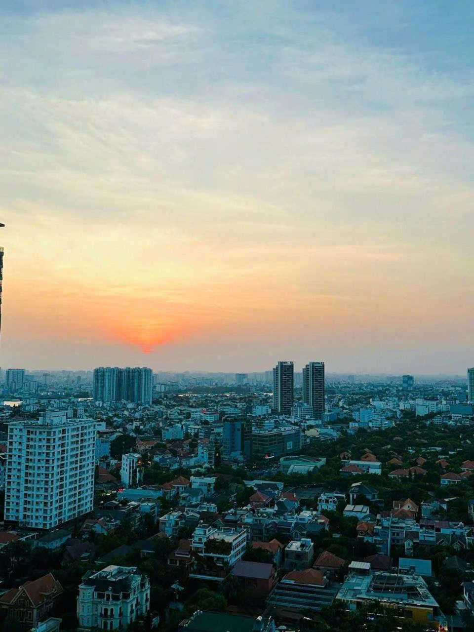 Masteri Thao Dien - 2 Bedroom Sunset View With Pool Gym Bbq - District 2 Ho Chi Minh City Exterior photo